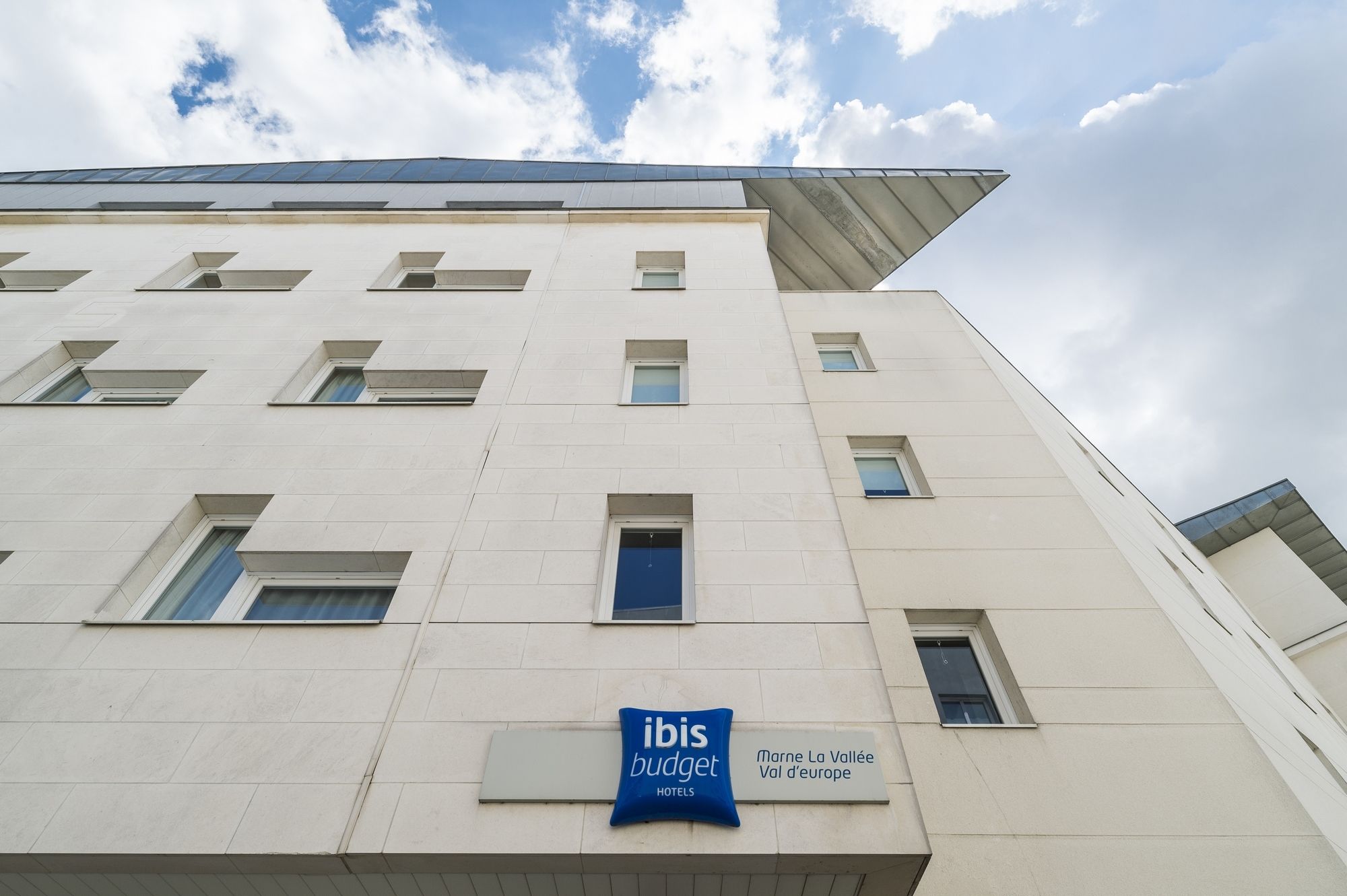 Ibis Budget Marne La Vallee Val D'Europe Montévrain Exterior foto